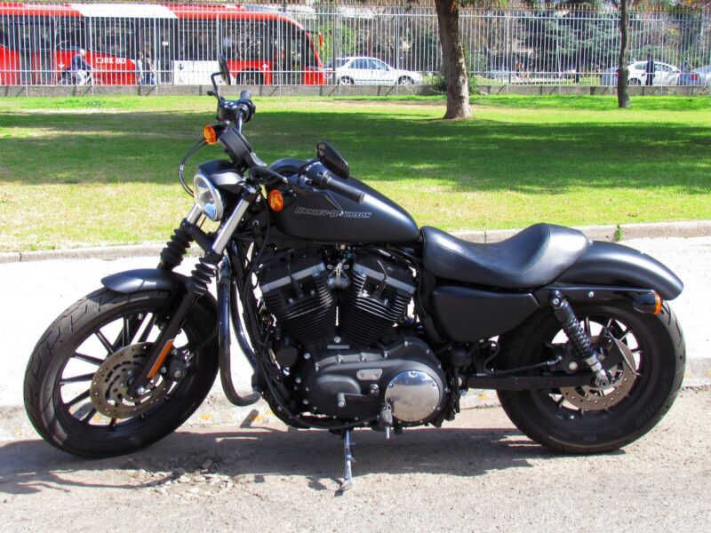 Harley-Davidson Sportster 883