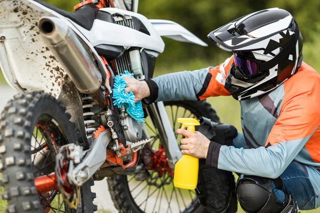 Best Cleaning Products for Motorcycle: Top Choices for Bike